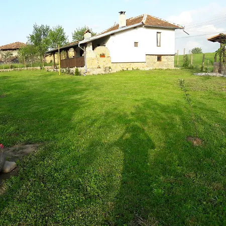 Holiday home House Nadezhda Maryan